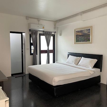 Inn My Place Pak Chong Buitenkant foto